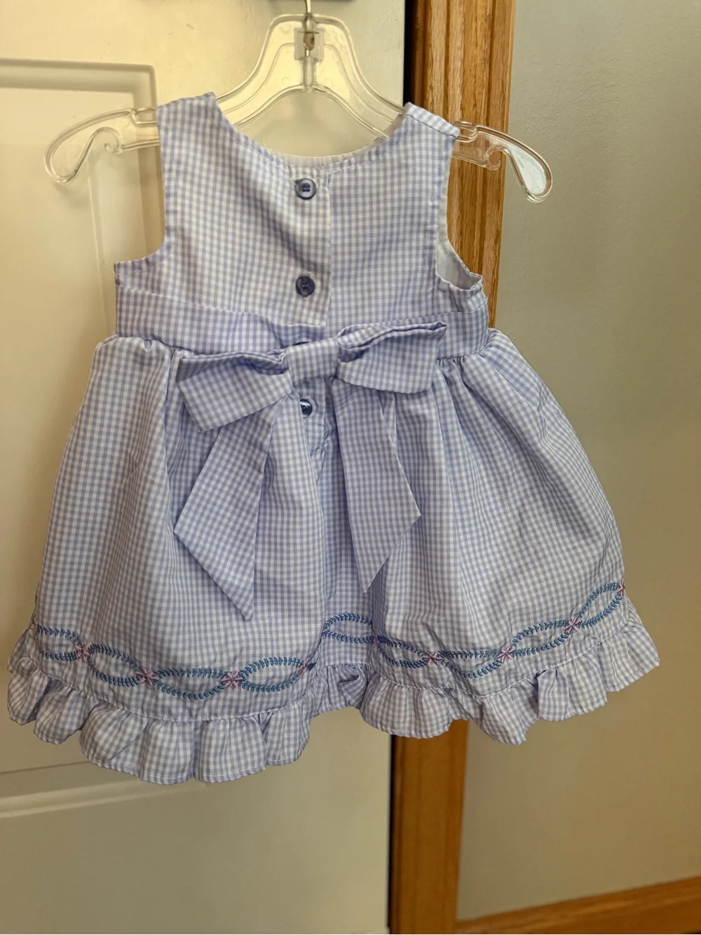 Vintage 90’s Baby Togs blue white gingham sleeveless embroidered dress. 3-6 mo